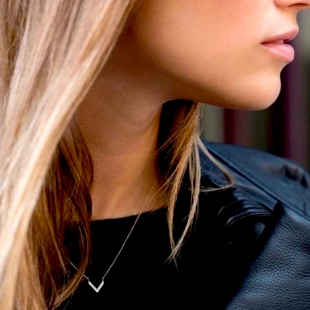 Stella & Dot | 14KGold & Genuine Diamond Covet Chevron Delicate Dainty N… - Picture 9 of 13